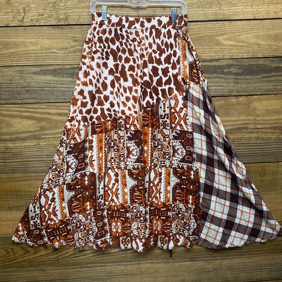 Petite On The Farm Maxi Skirt - Picture 9 of 11